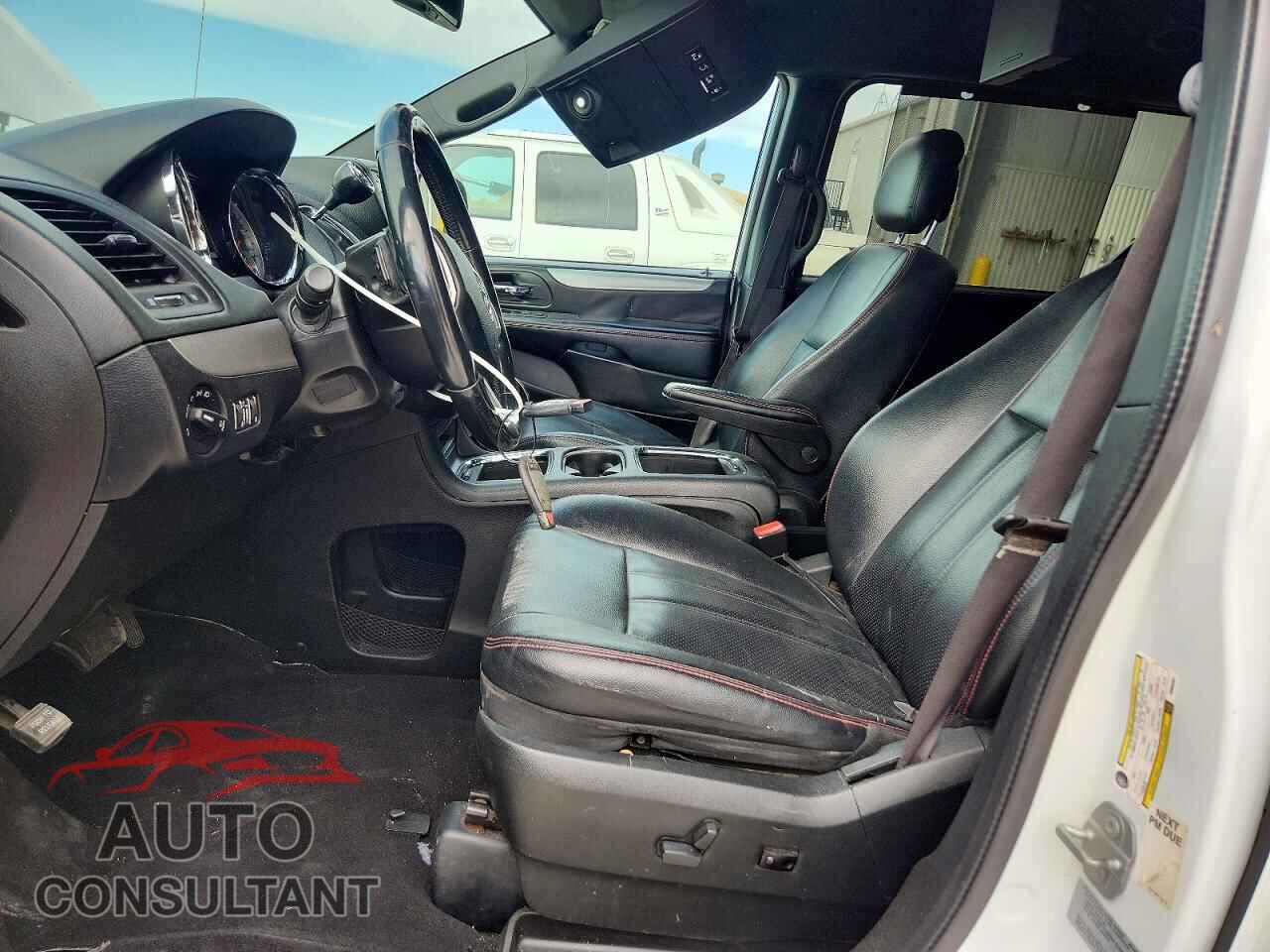 DODGE CARAVAN 2017 - 2C4RDGEG6HR865387