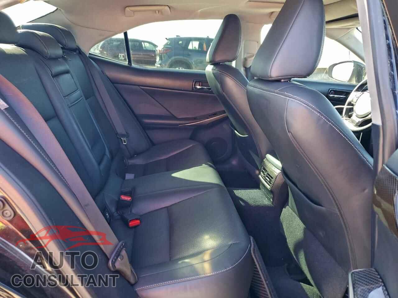 LEXUS IS 2014 - JTHBF1D23E5025878