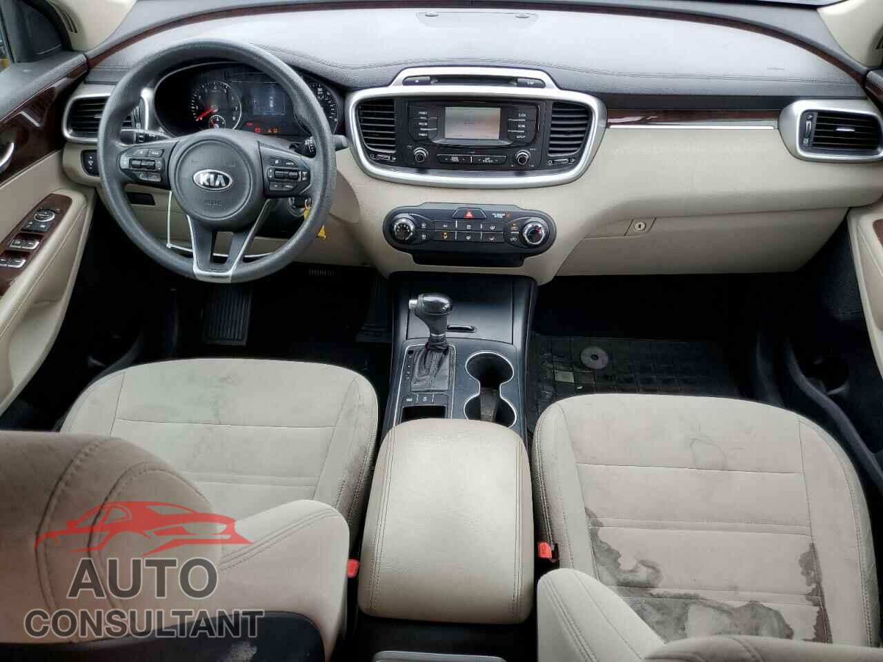 KIA SORENTO 2017 - 5XYPGDA52HG188960
