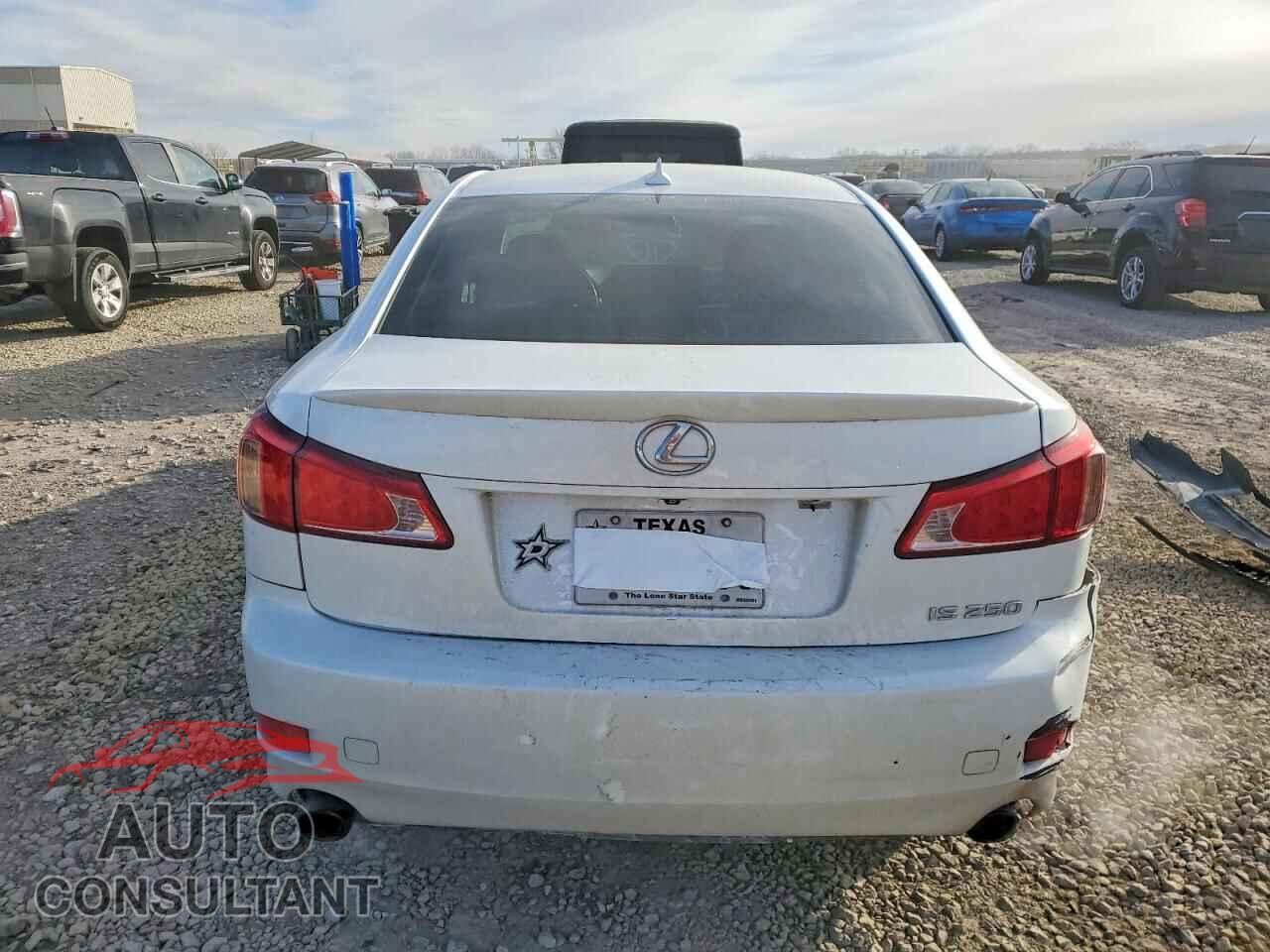 LEXUS IS 2011 - JTHBF5C25B5146979