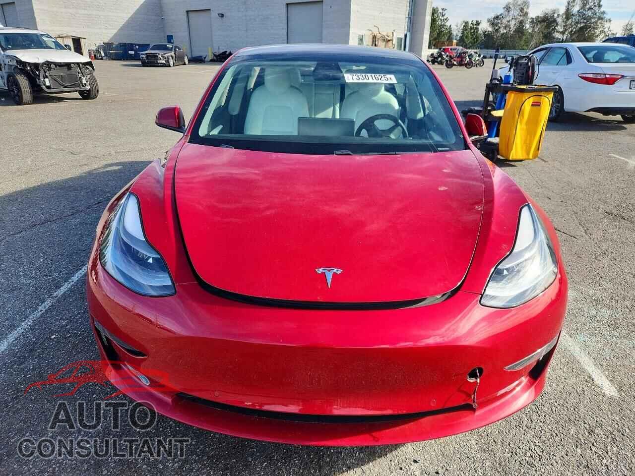 TESLA MODEL 3 2021 - 5YJ3E1EA2MF019257