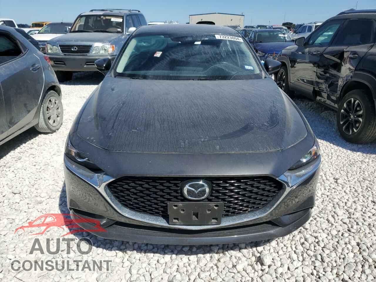 MAZDA 3 2021 - JM1BPACL7M1318519