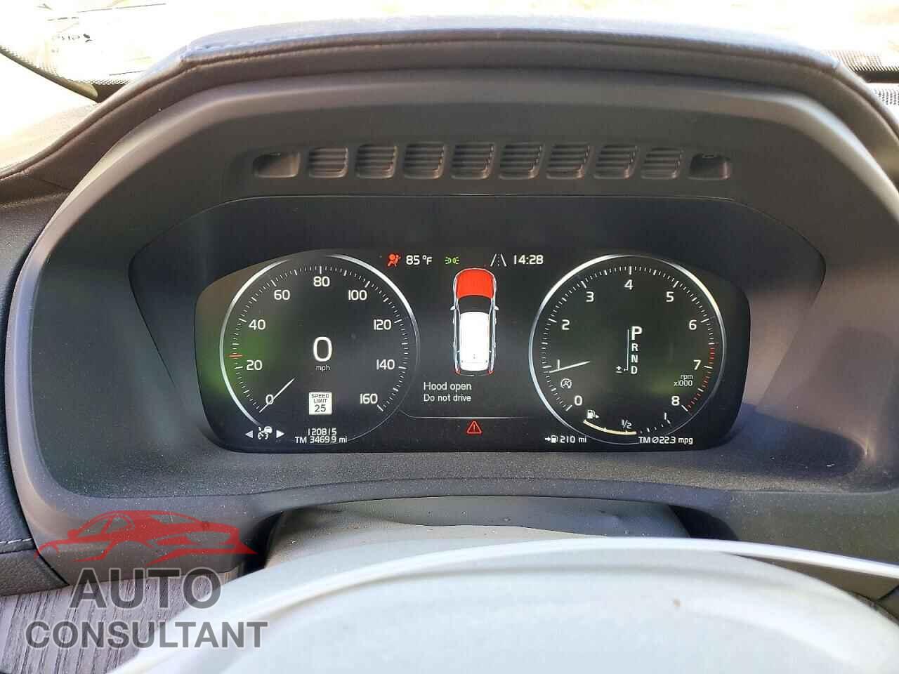 VOLVO XC90 2022 - YV4A22PL7N1861748