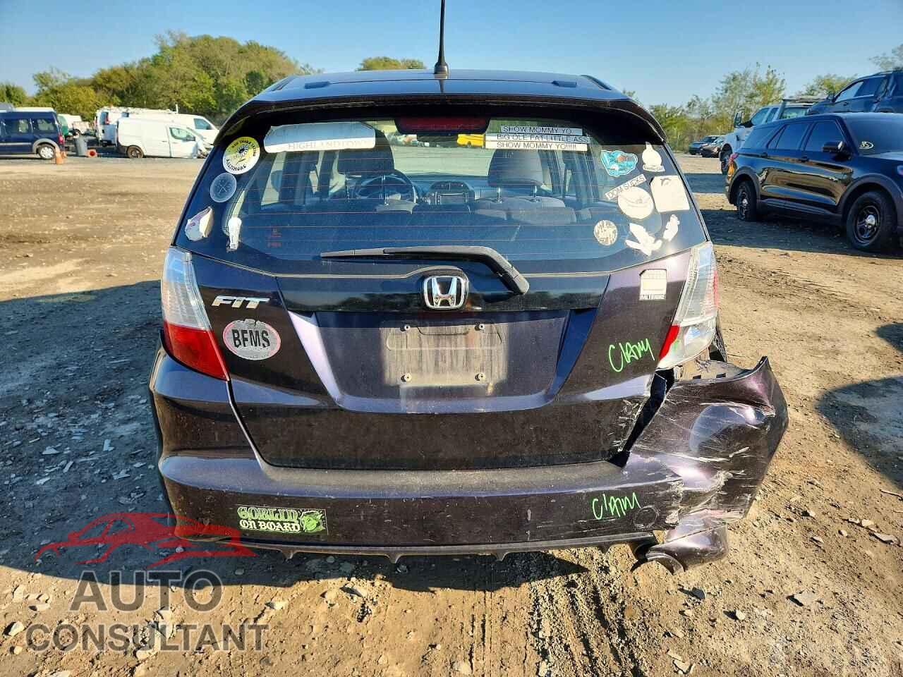 HONDA FIT 2013 - JHMGE8H67DC053059