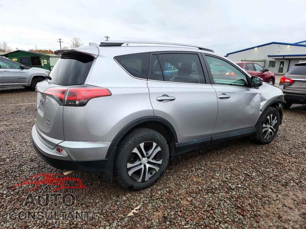TOYOTA RAV4 2017 - 2T3BFREV9HW548683
