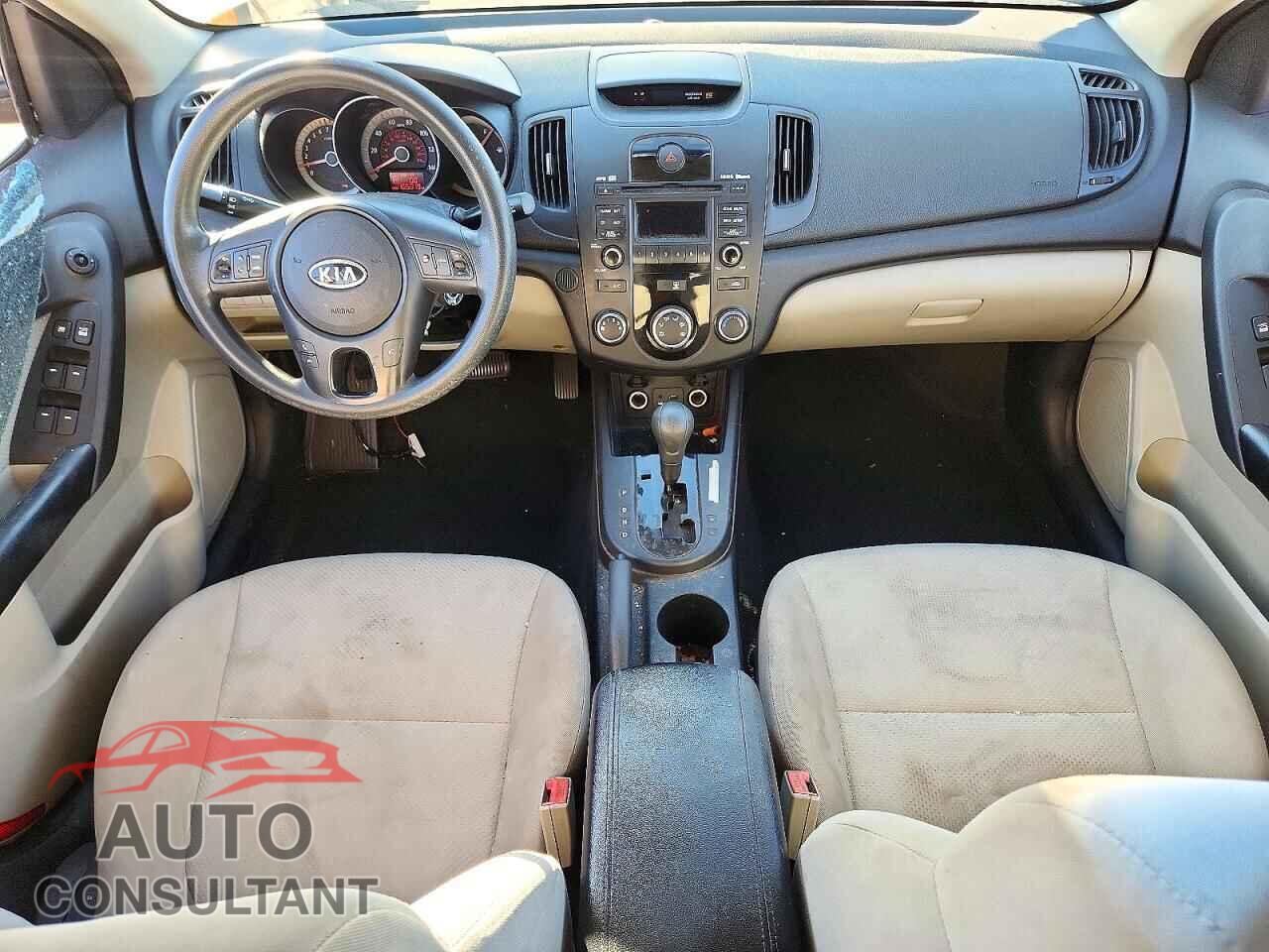KIA FORTE 2010 - KNAFU4A25A5818377