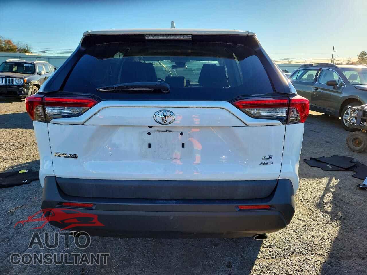 TOYOTA RAV4 2019 - 2T3F1RFV3KC048865