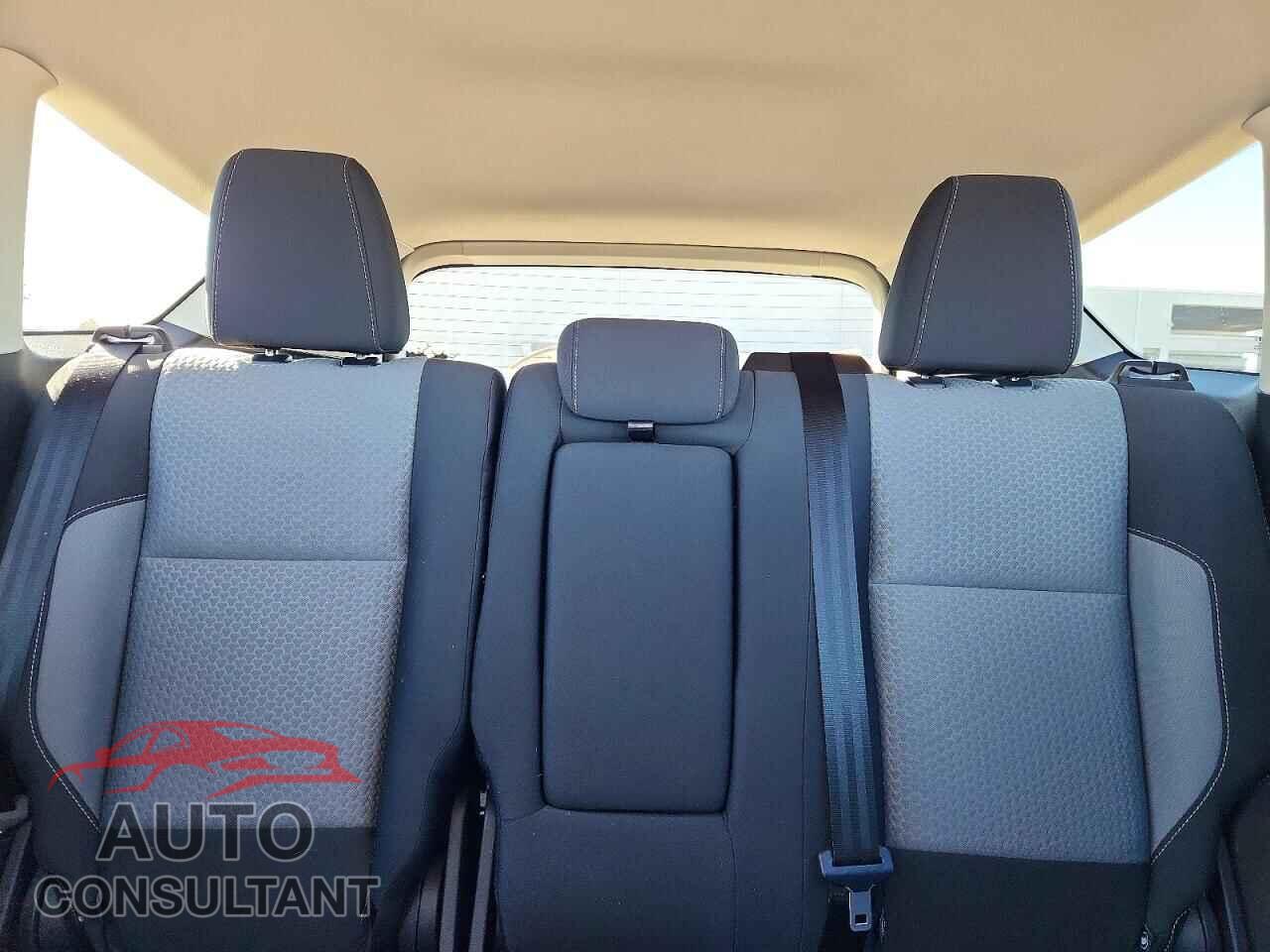 FORD ESCAPE 2017 - 1FMCU0GD5HUA59622