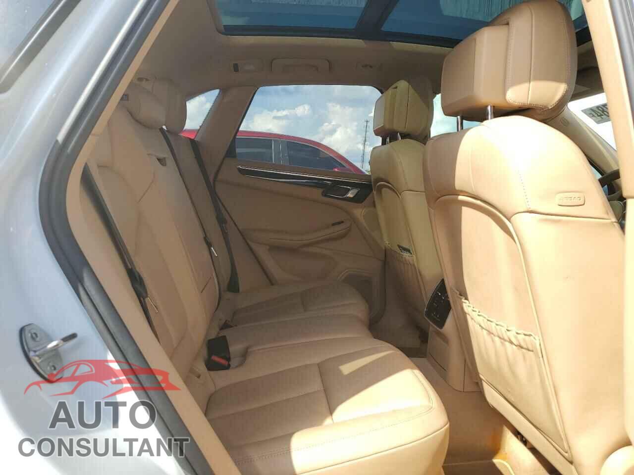 PORSCHE MACAN 2017 - WP1AB2A58HLB11439