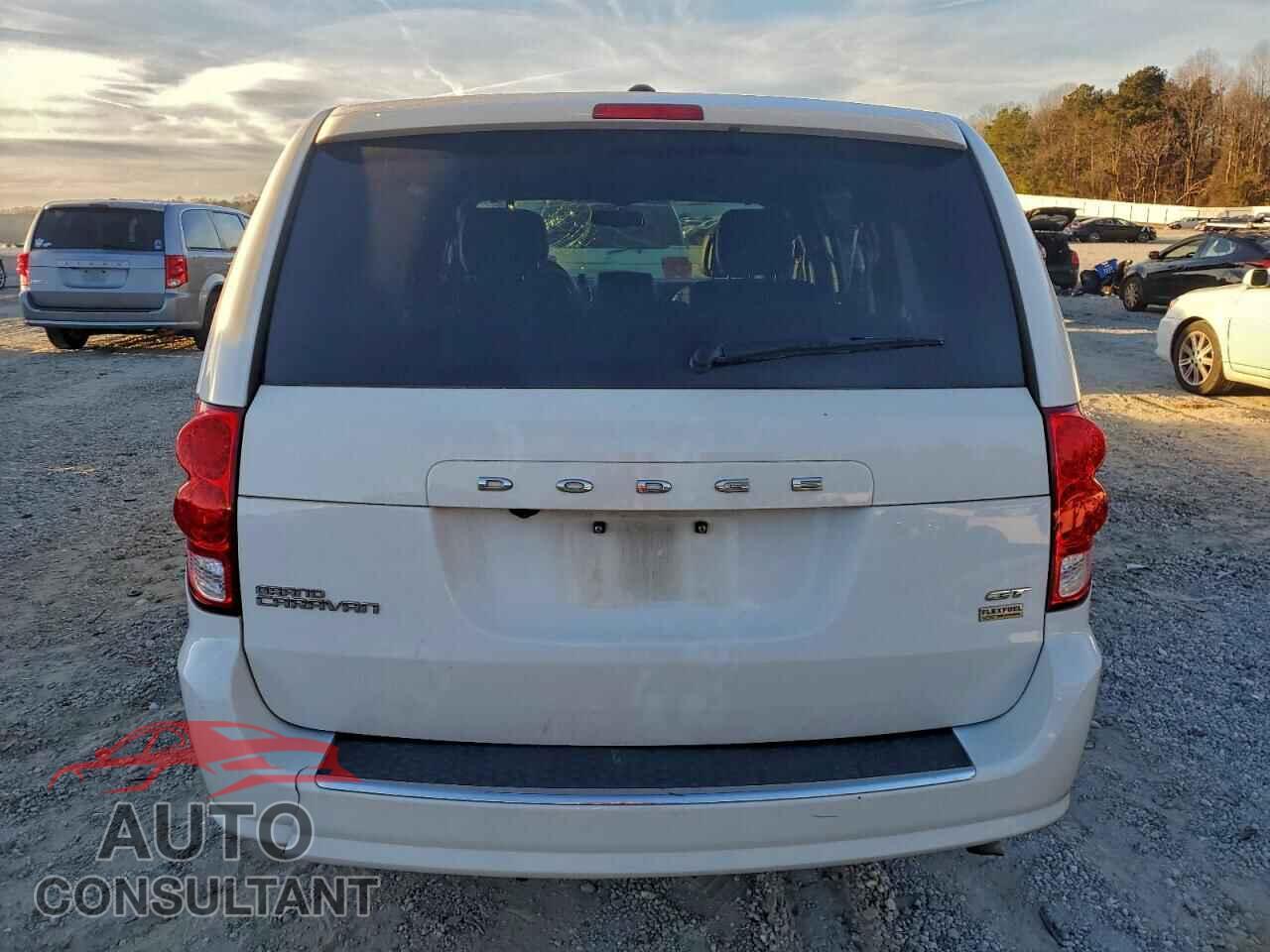 DODGE CARAVAN 2018 - 2C4RDGEG1JR143315