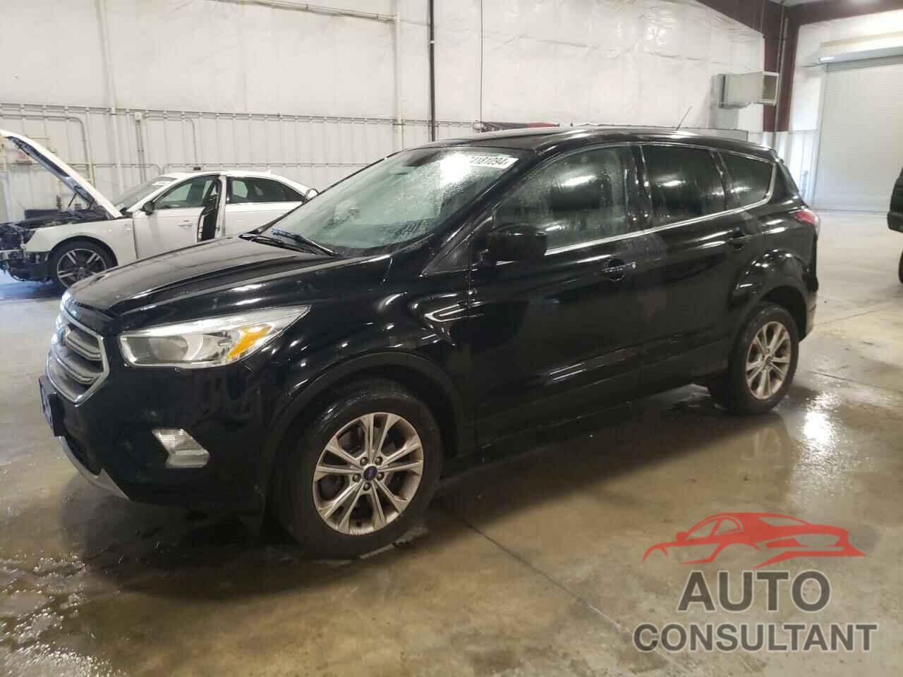 FORD ESCAPE 2017 - 1FMCU9GD5HUA82371
