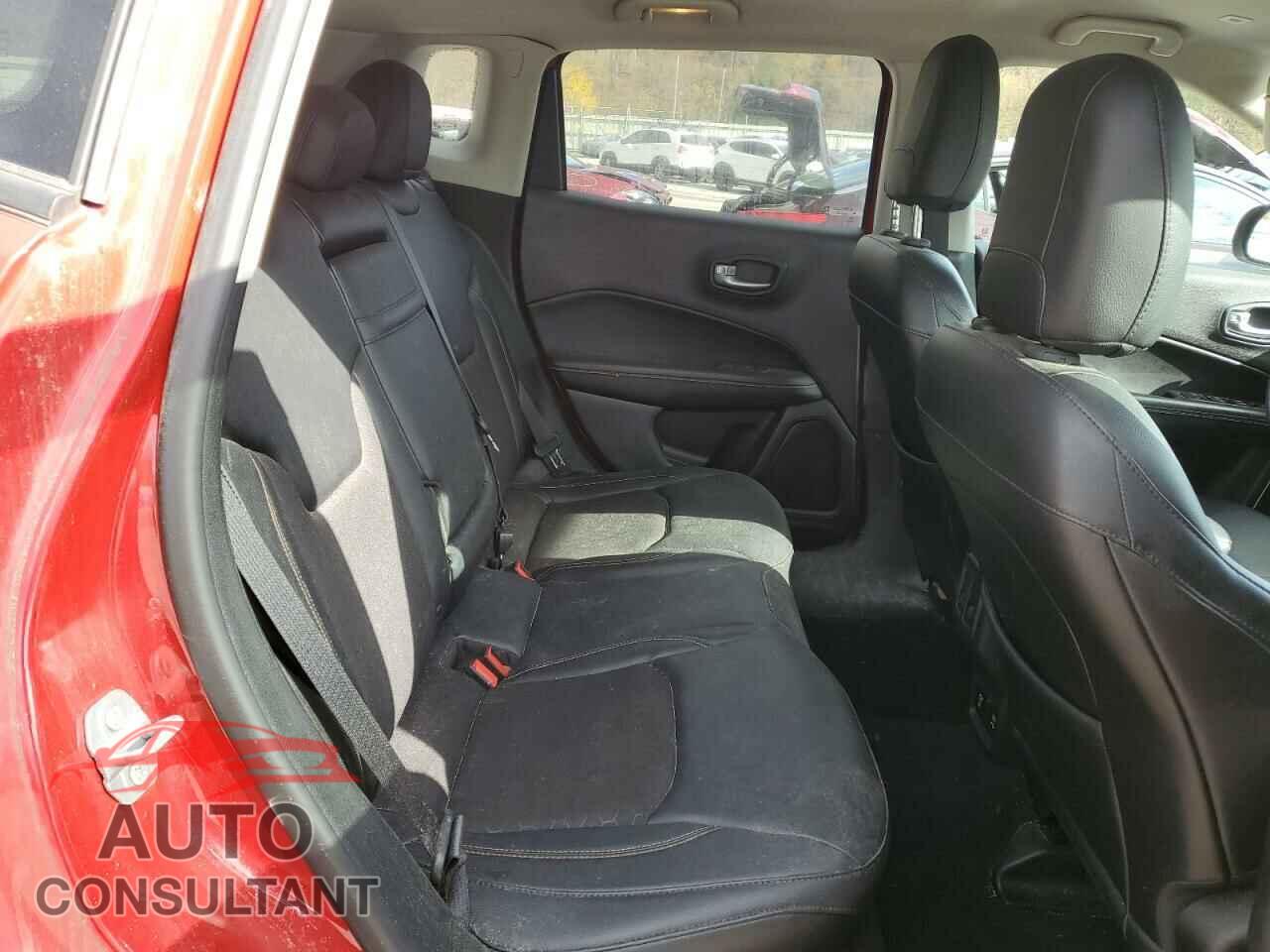 JEEP COMPASS 2017 - 3C4NJDBB8HT651271