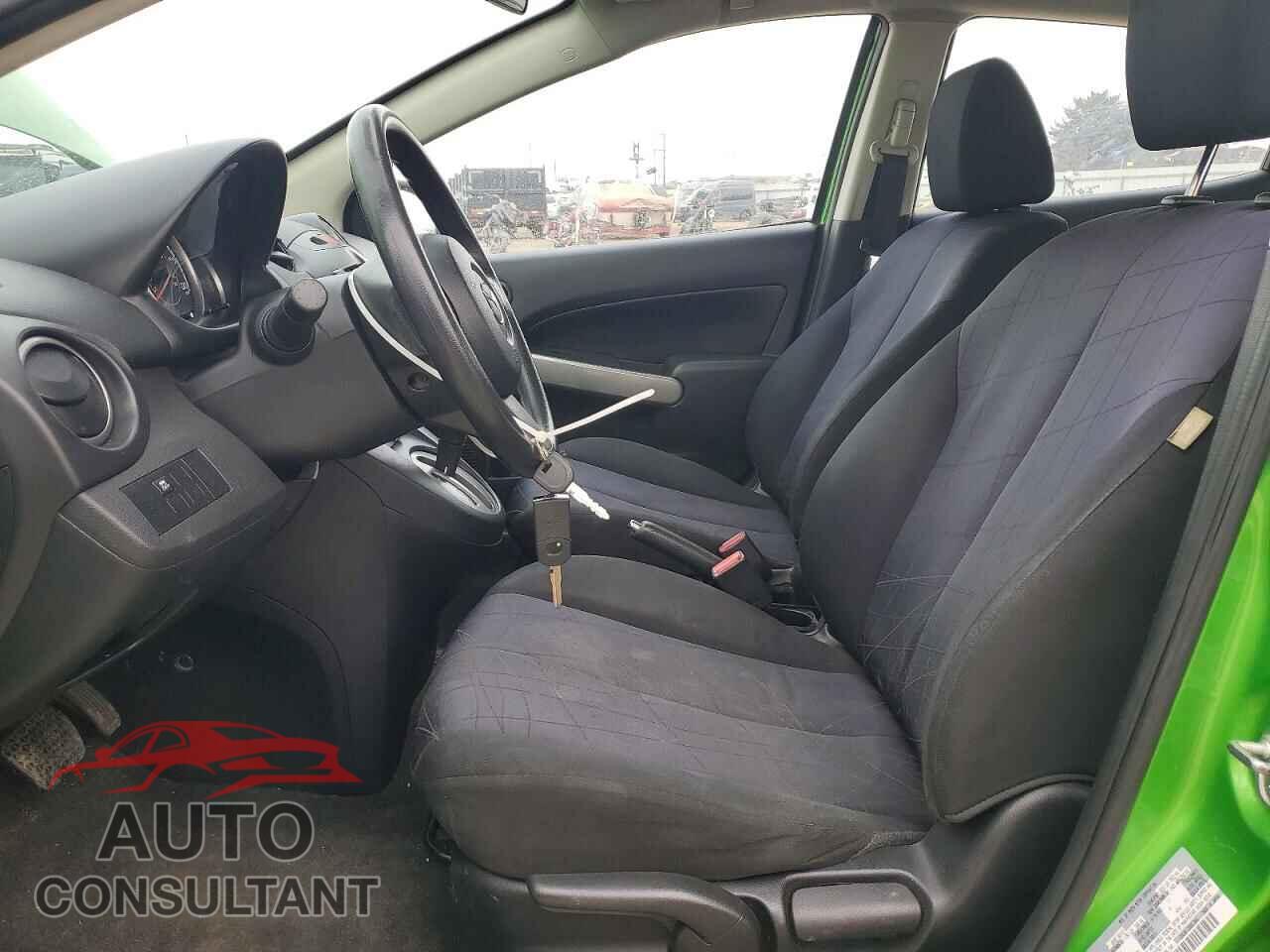 MAZDA 2 2013 - JM1DE1KZ3D0159041