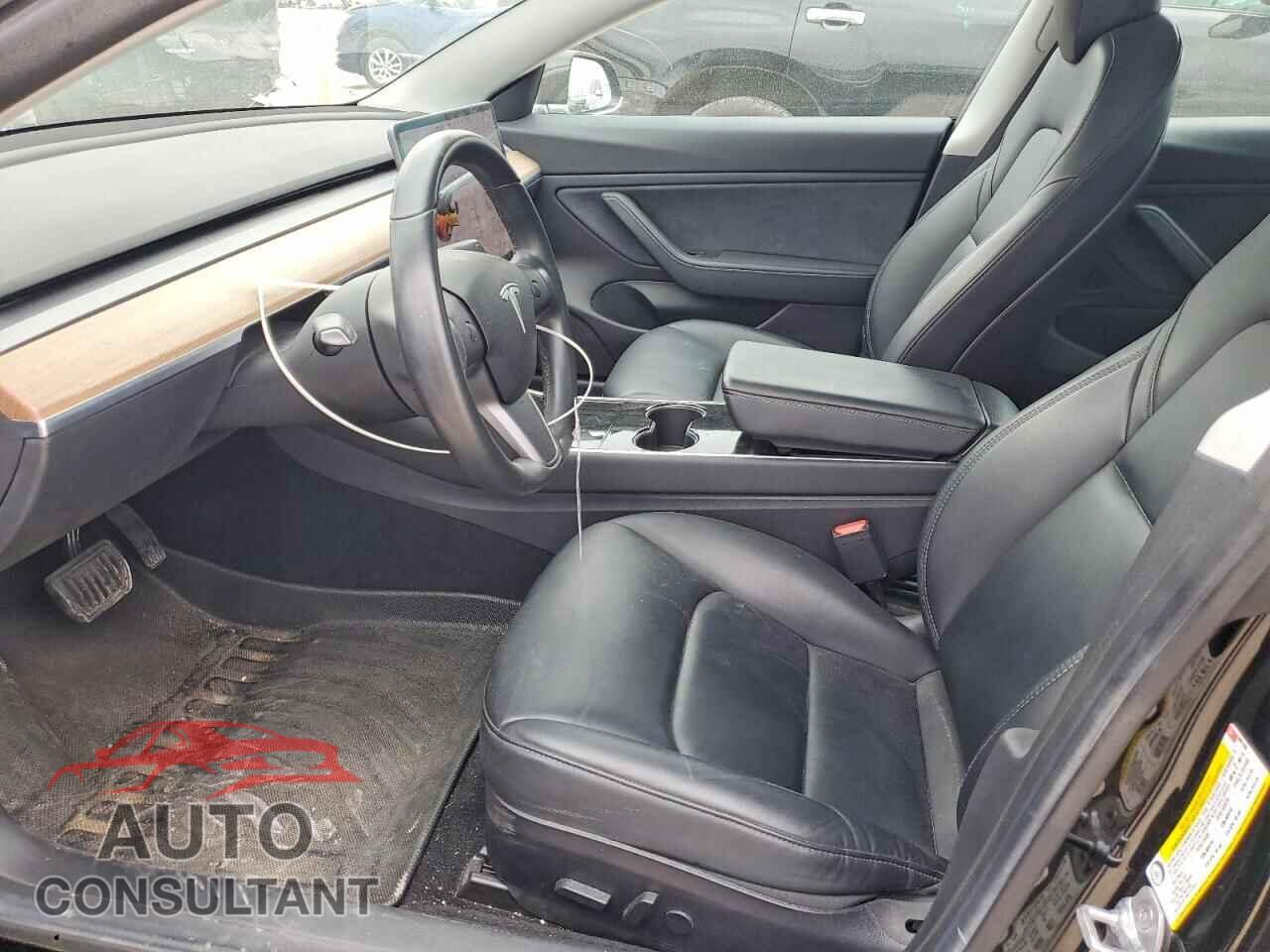 TESLA MODEL 3 2019 - 5YJ3E1EA7KF395188