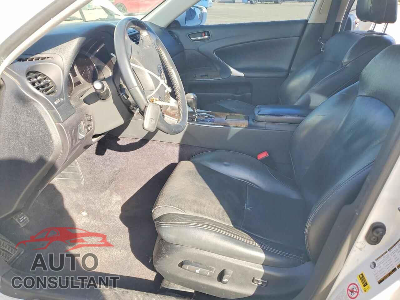LEXUS IS 2010 - JTHCF5C24A5044687