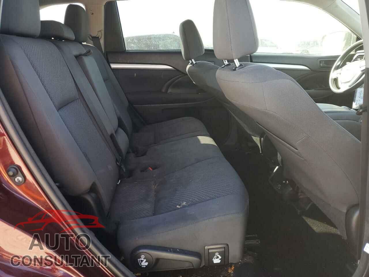 TOYOTA HIGHLANDER 2018 - 5TDZZRFH9JS263553
