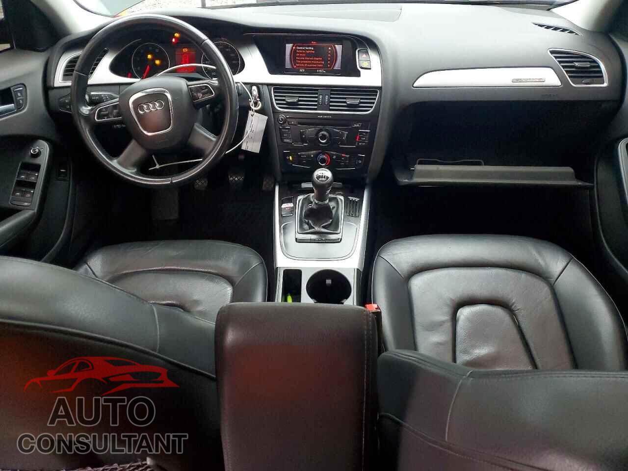 AUDI A4 2011 - WAUDFAFL7BN026251