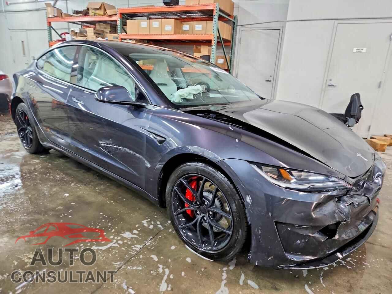 TESLA MODEL 3 2024 - 5YJ3E1ET6RF824459