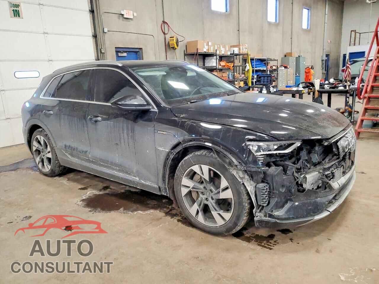 AUDI E-TRON 2021 - WA1AAAGE6MB025420
