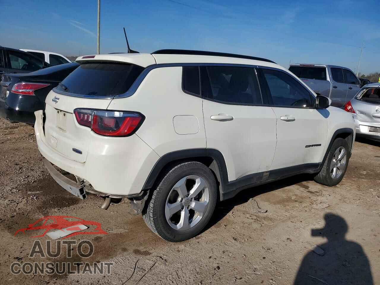 JEEP COMPASS 2019 - 3C4NJCBBXKT655193