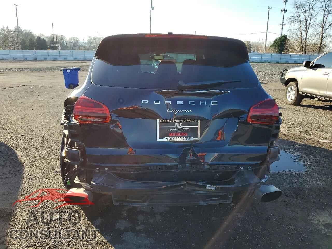 PORSCHE CAYENNE 2016 - WP1AA2A26GLA10925