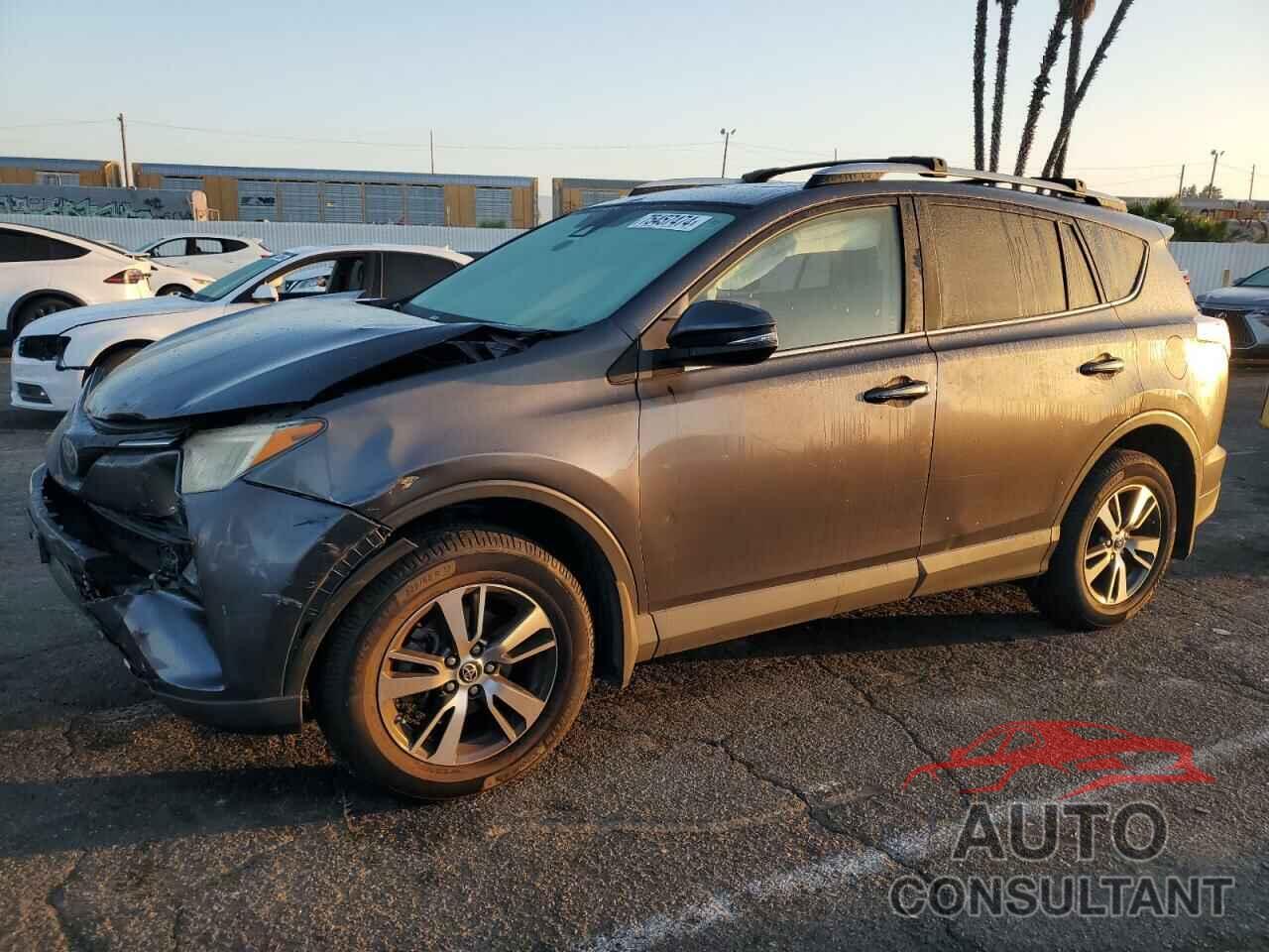 TOYOTA RAV4 2017 - JTMWFREV8HJ704101