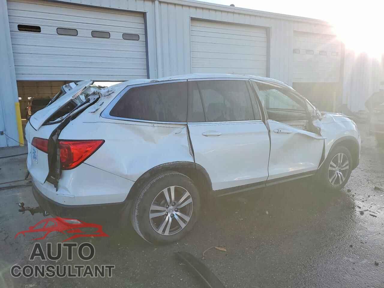 HONDA PILOT 2017 - 5FNYF5H7XHB031818