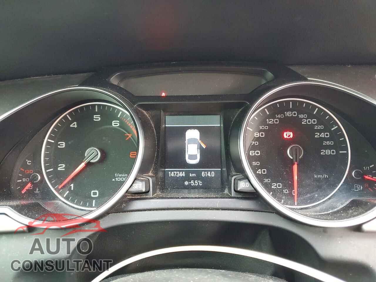 AUDI A5 2014 - WAUSFBFR3EA016670