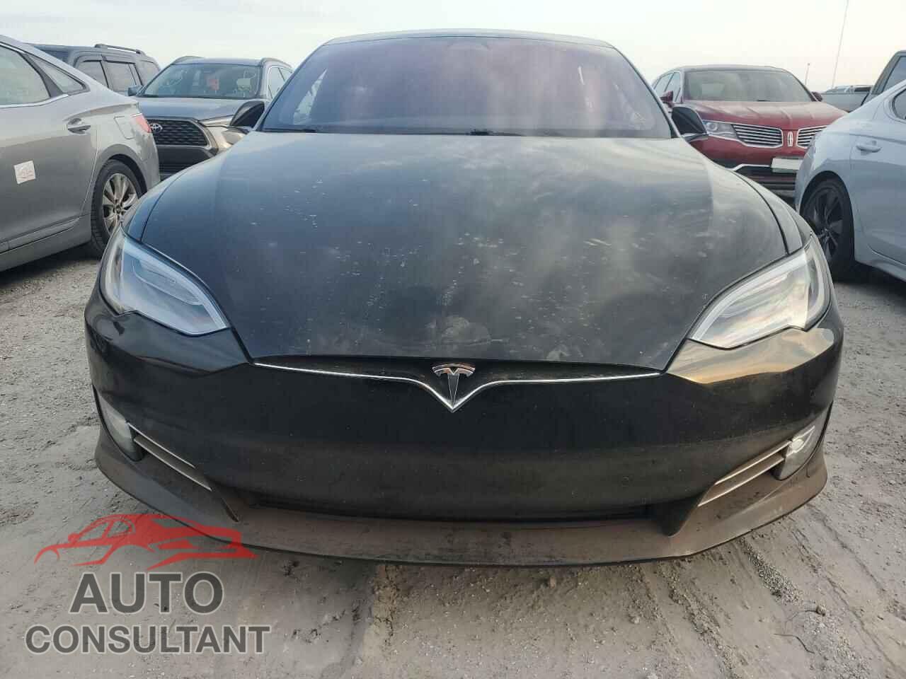 TESLA MODEL S 2017 - 5YJSA1E12HF199613