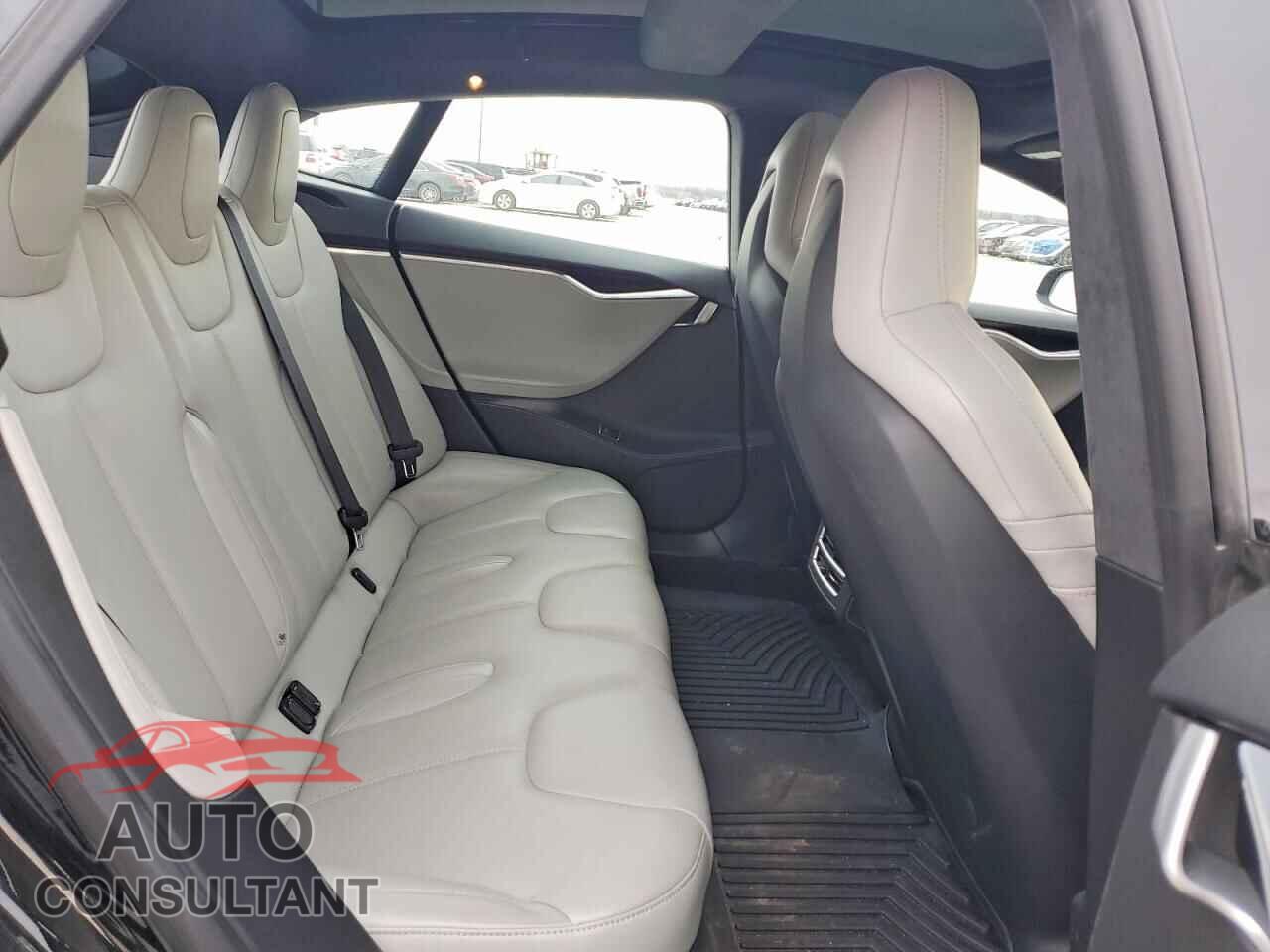 TESLA MODEL S 2015 - 5YJSA1H20FF086731
