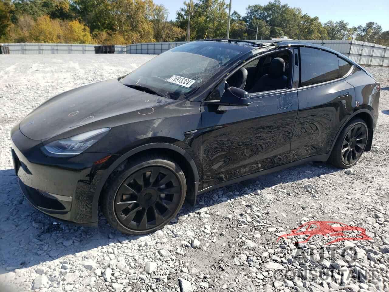 TESLA MODEL Y 2021 - 5YJYGDEE6MF100055