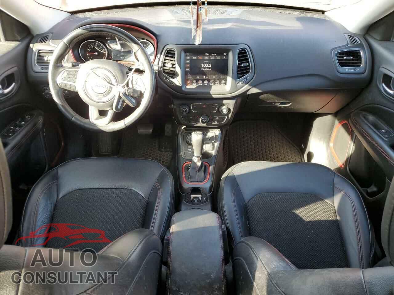 JEEP COMPASS 2019 - 3C4NJDDB4KT795890