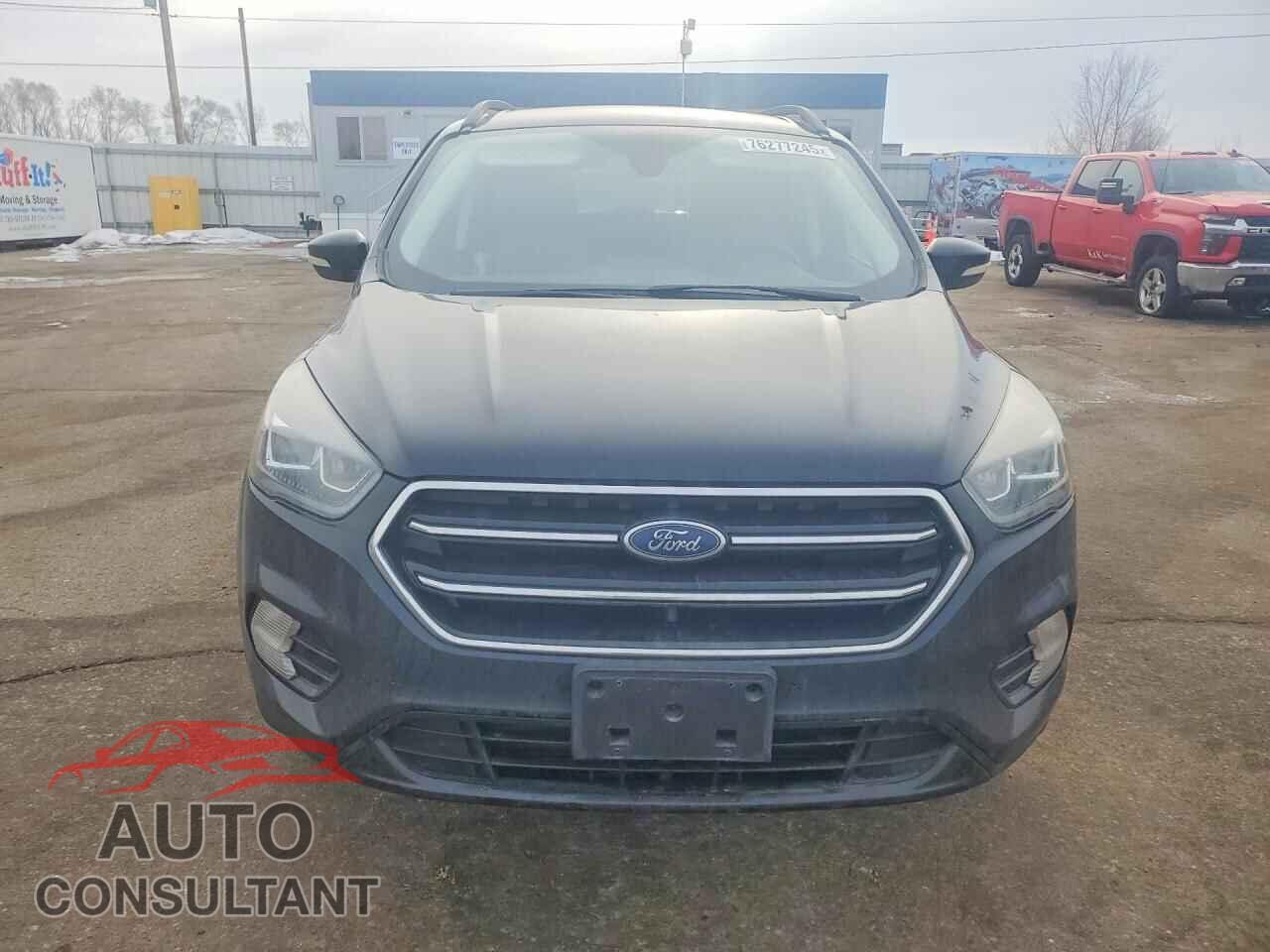 FORD ESCAPE 2017 - 1FMCU9J95HUB32089