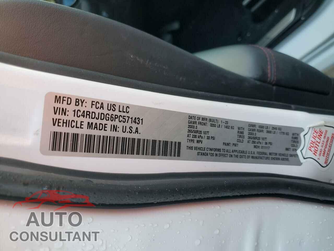 DODGE DURANGO 2023 - 1C4RDJDG6PC571431