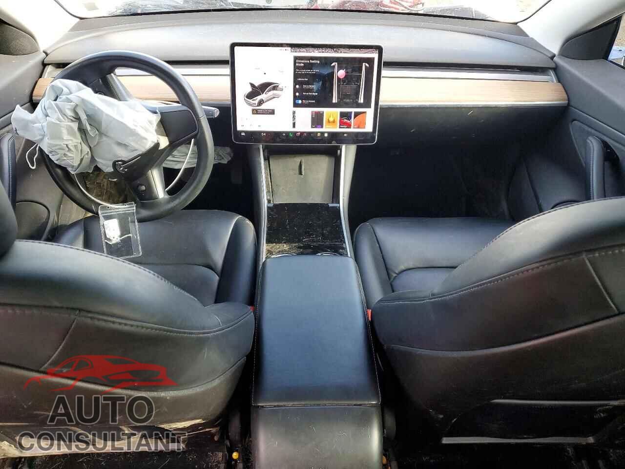 TESLA MODEL 3 2018 - 5YJ3E1EA5JF019765
