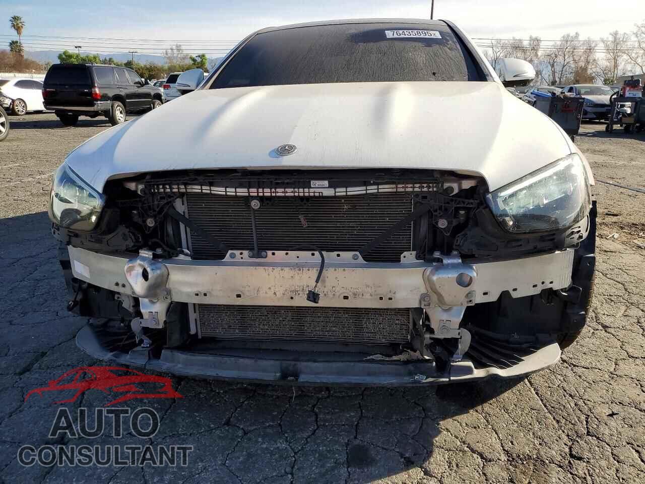 MERCEDES-BENZ E-CLASS 2022 - W1KZF8DB9NB021883
