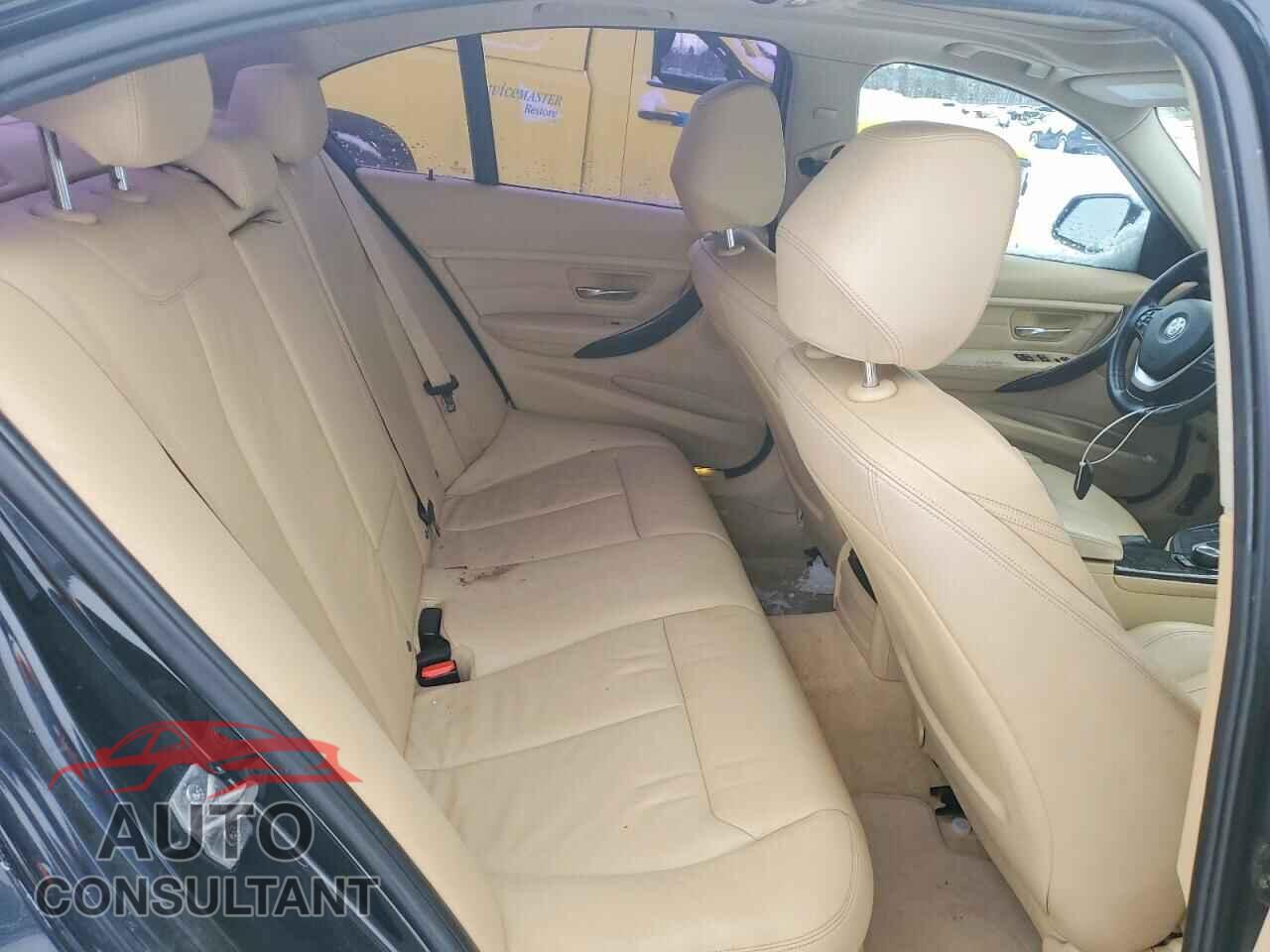 BMW 3 SERIES 2013 - WBA3B3C58DF531933