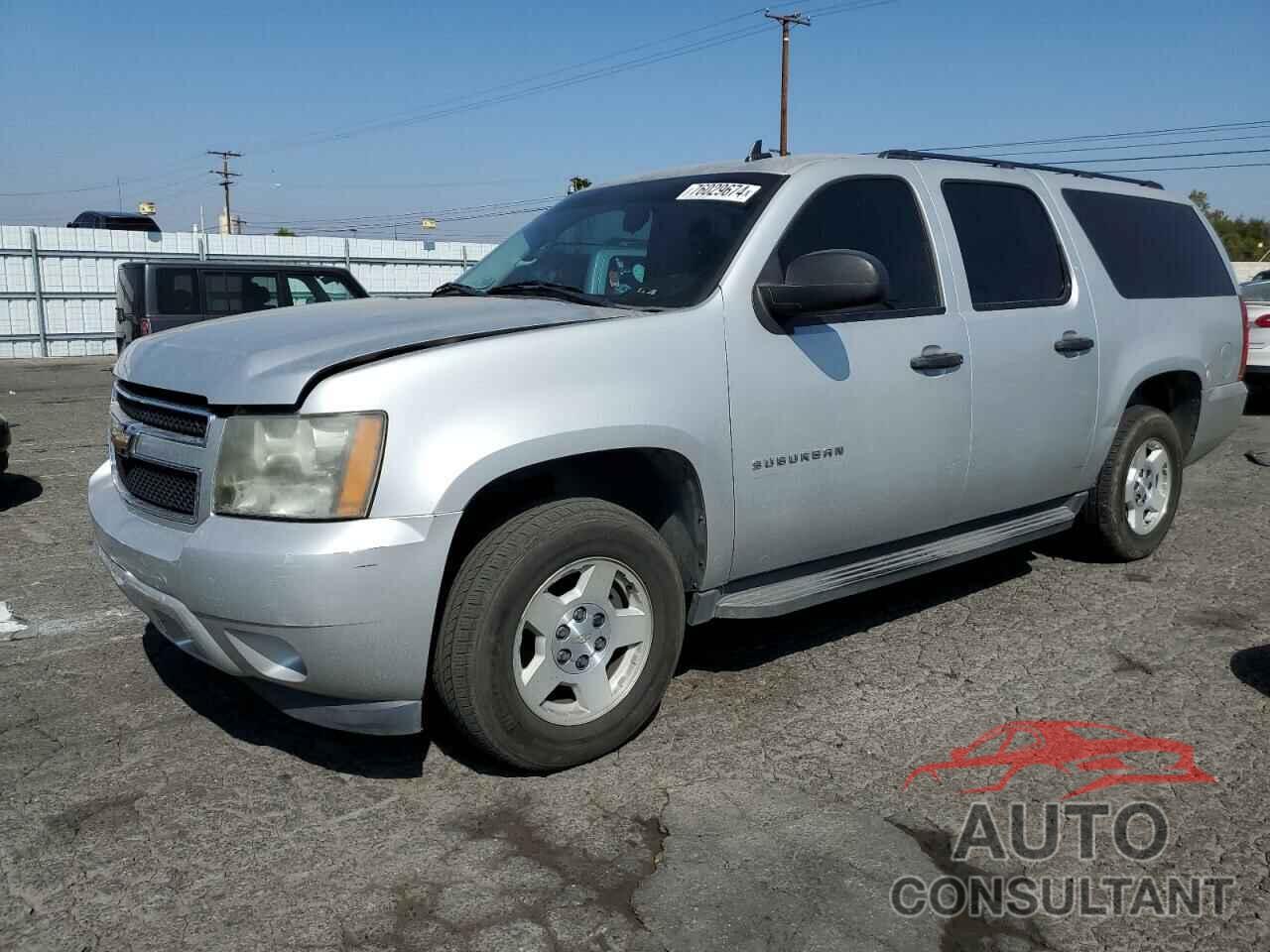 CHEVROLET SUBURBAN 2010 - 1GNUCHE01AR218260