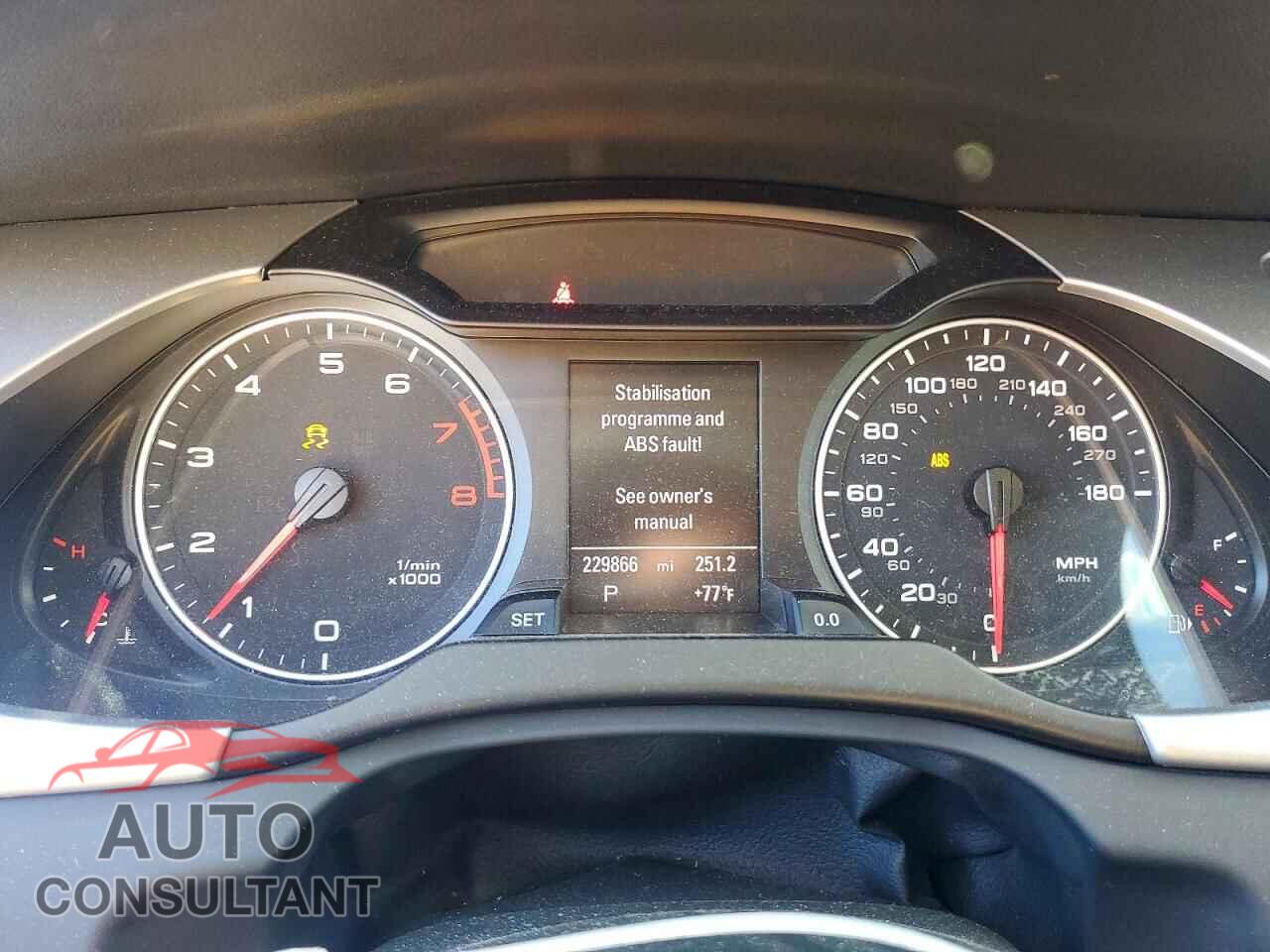 AUDI A4 2012 - WAUFFAFL4CA087249
