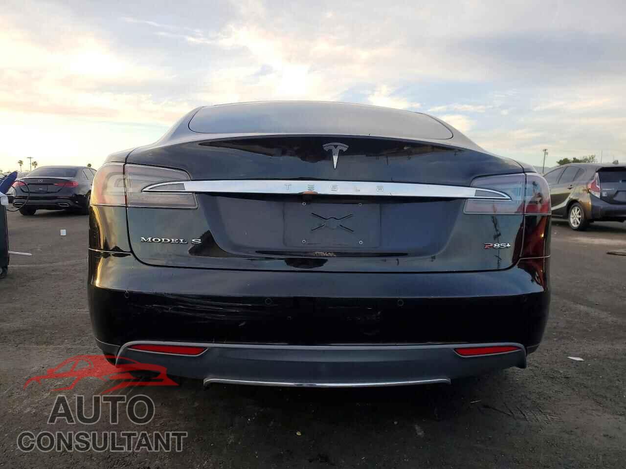 TESLA MODEL S 2014 - 5YJSA1H17EFP35530
