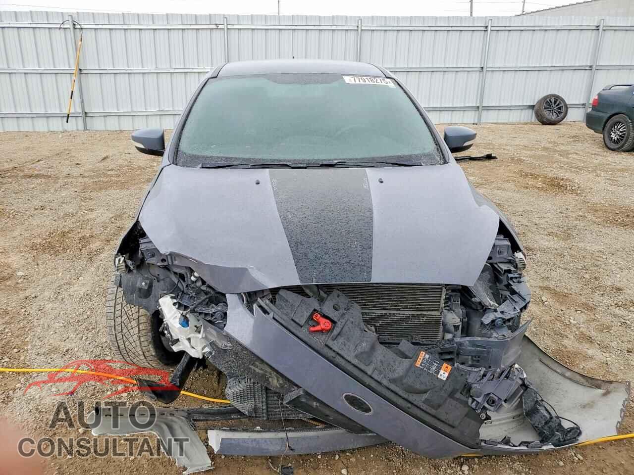 FORD FOCUS 2017 - WF0DP3TH7H4123702
