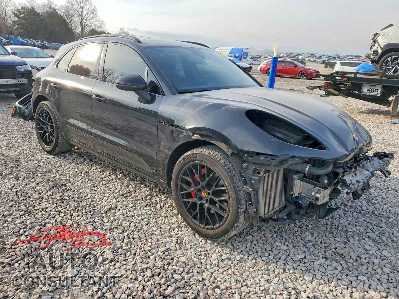 PORSCHE MACAN 2018 - WP1AG2A56JLB63305