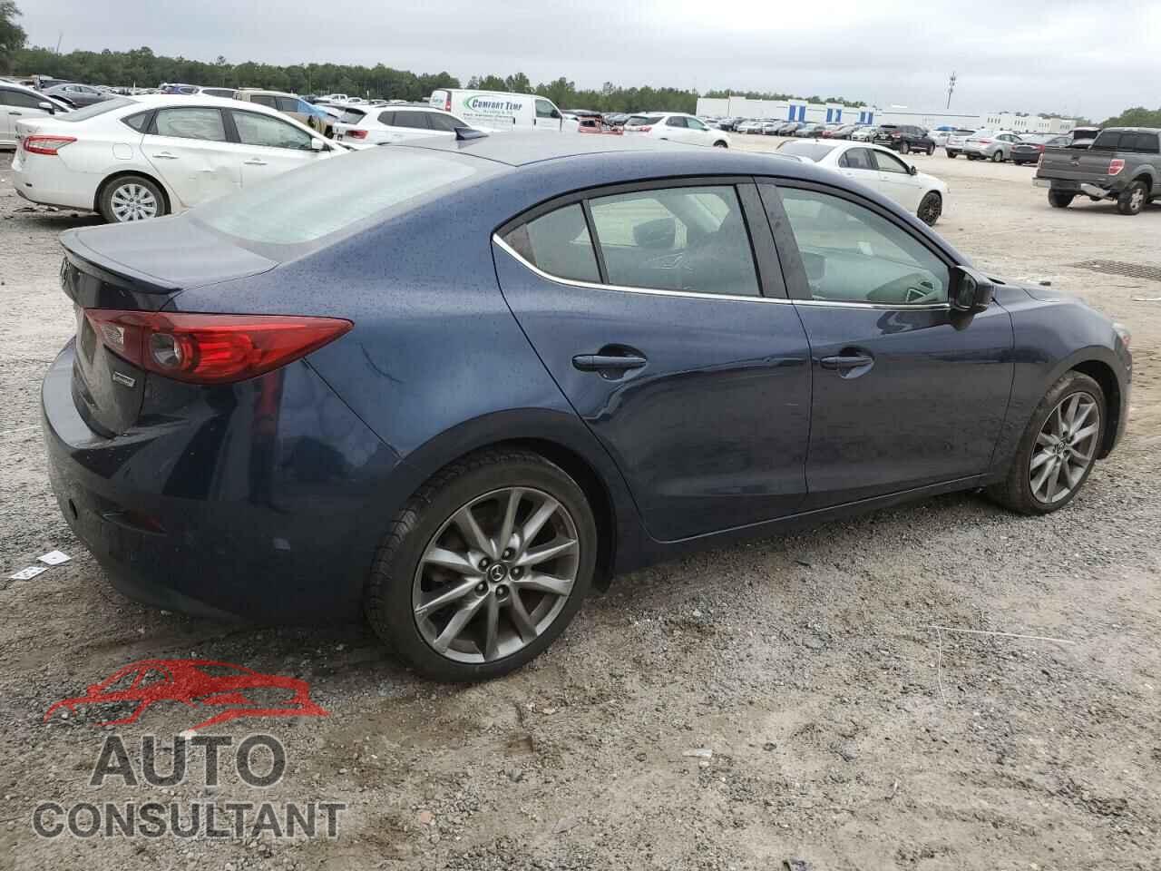 MAZDA 3 2018 - 3MZBN1V32JM257563