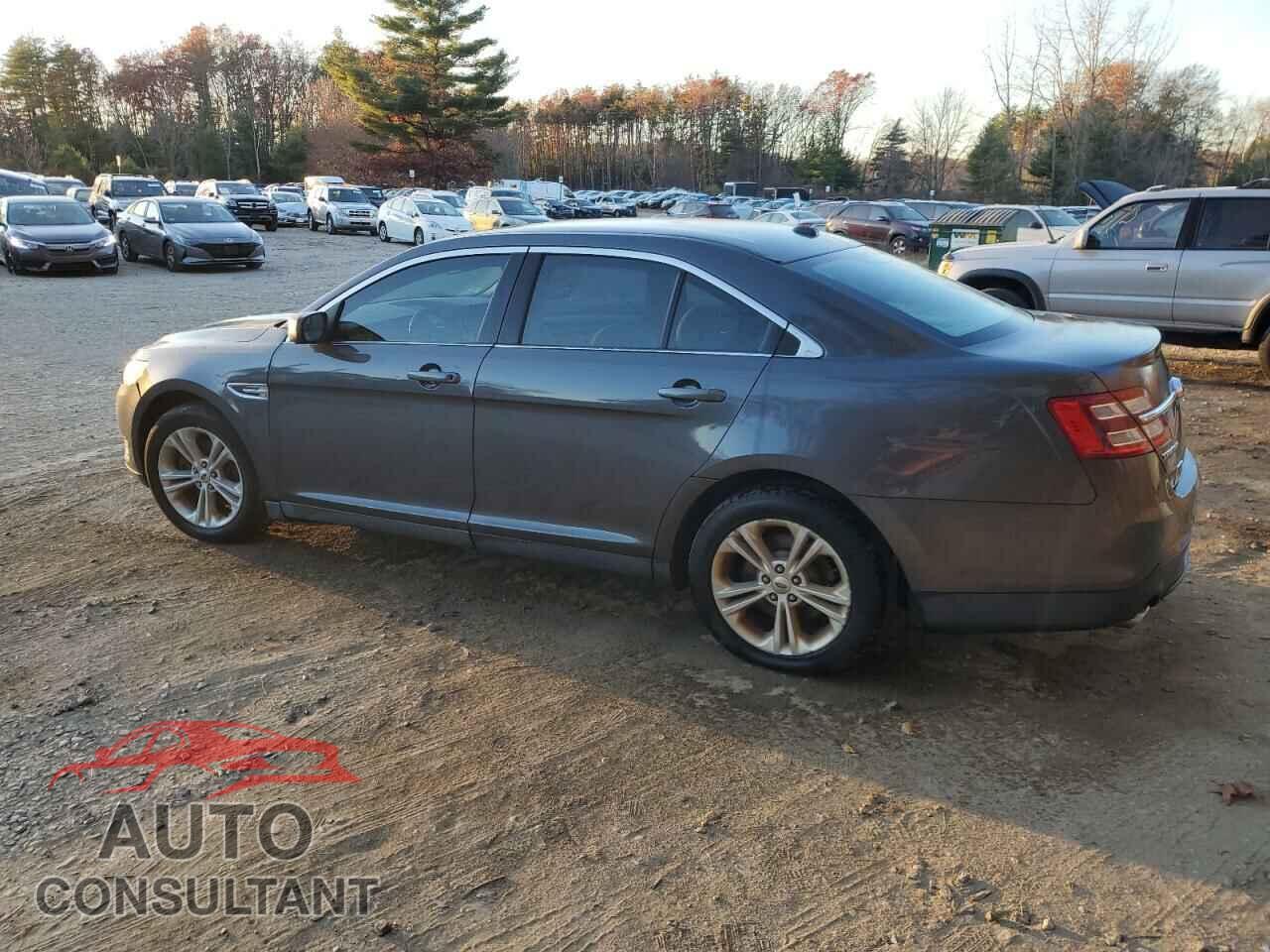 FORD TAURUS 2015 - 1FAHP2D86FG184747