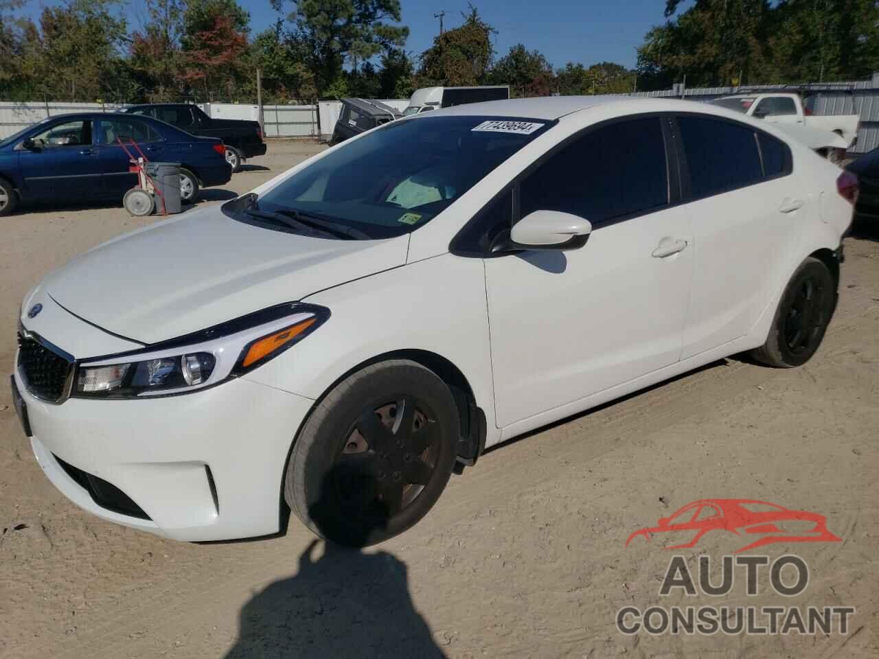 KIA FORTE 2018 - 3KPFL4A70JE226679