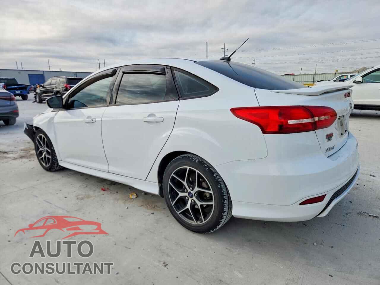 FORD FOCUS 2016 - 1FADP3F23GL245283