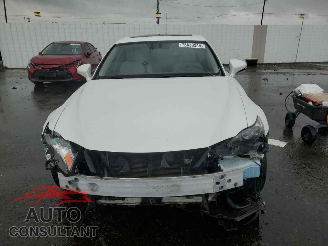 LEXUS IS 2016 - JTHBA1D26G5038075