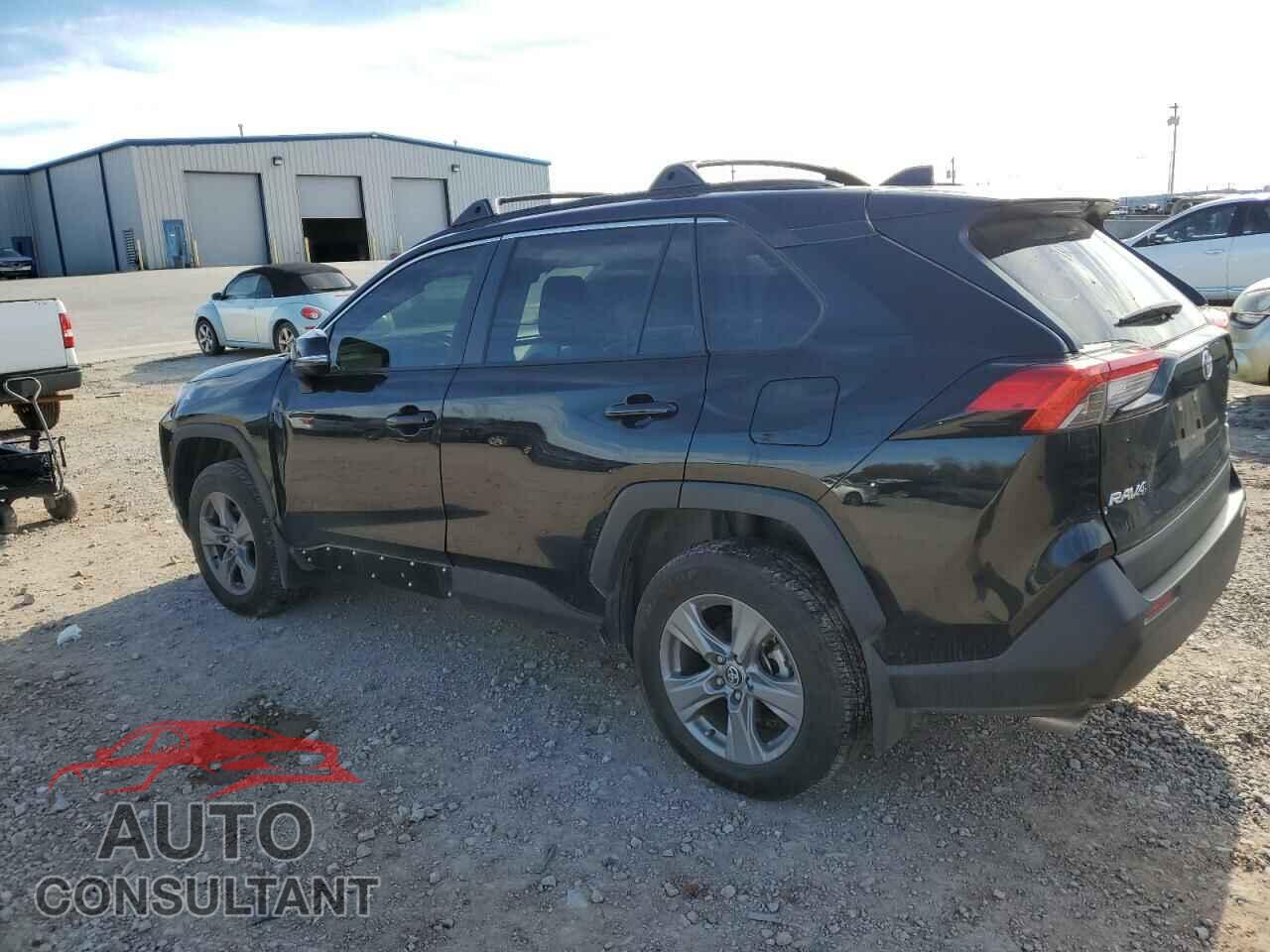 TOYOTA RAV4 2023 - JTMP1RFV5PD096259