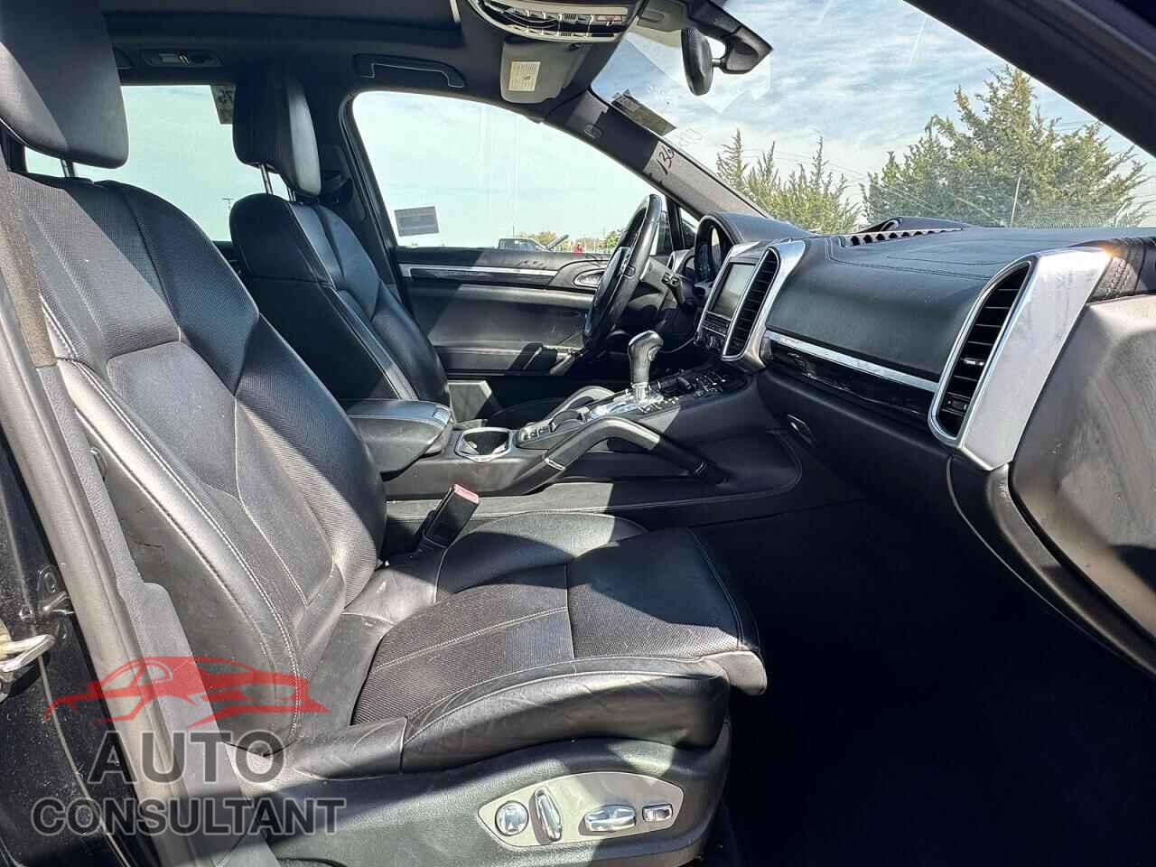 PORSCHE CAYENNE 2013 - WP1AE2A2XDLA15710