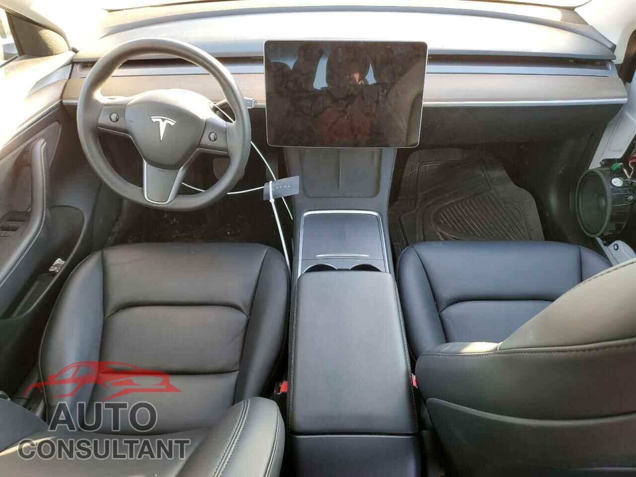 TESLA MODEL 3 2023 - 5YJ3E1EA0PF489601